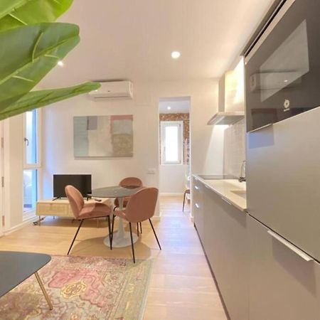 Apartamentos En La Latiina Мадрид Экстерьер фото